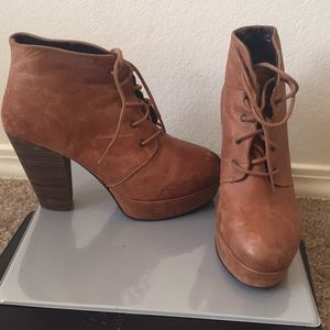 Steve Madden Cognac Raspy Bootie